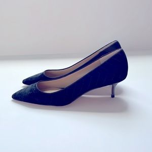 🔥Ann Taylor NEW SZ 7.5M black suede shoes🔥